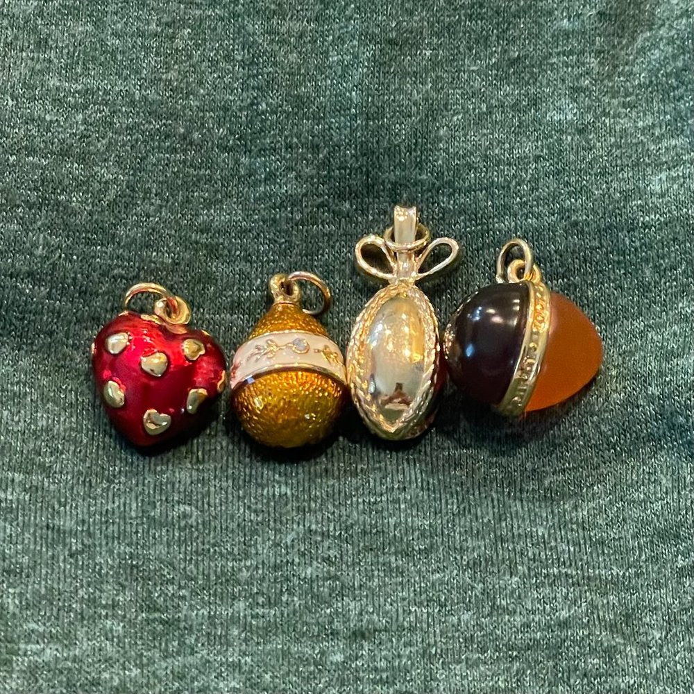 Joan Rivers egg charms - lot